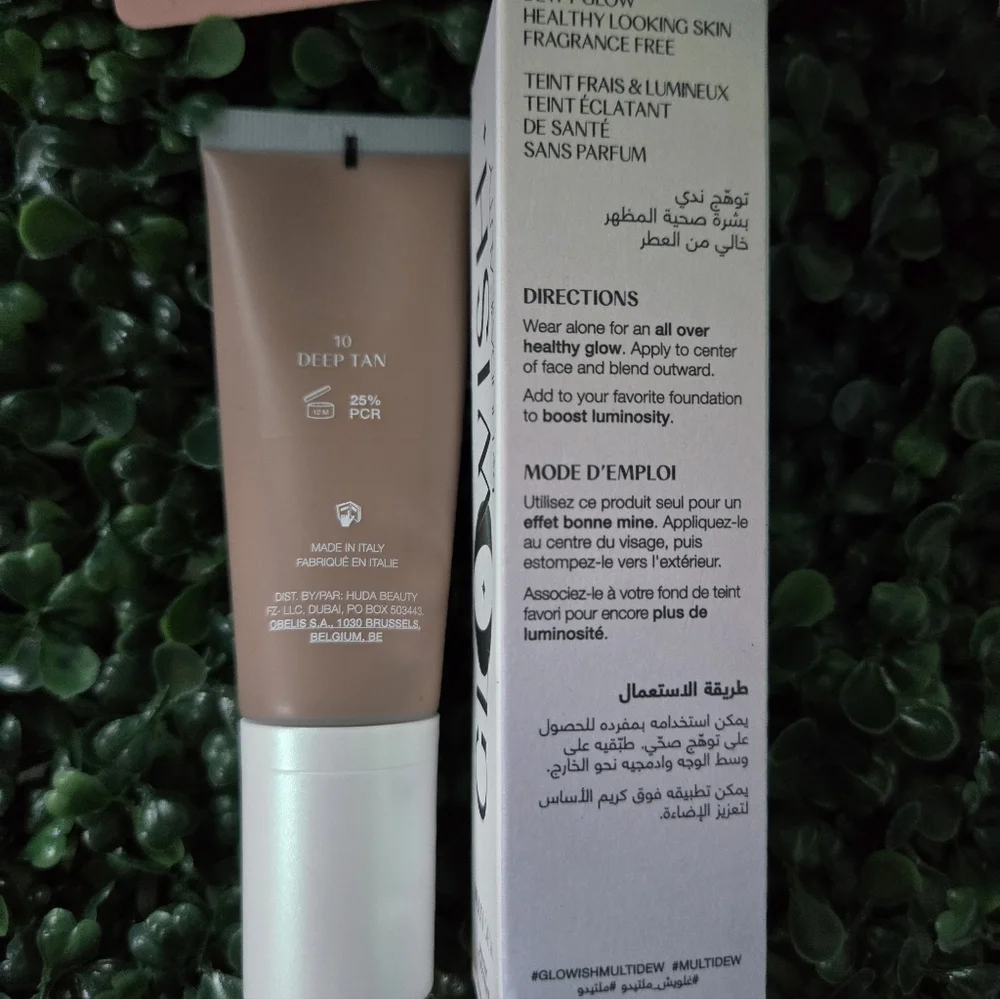 HUDA BEAUTY GloWish Vegan Multidew Skin Tint Foundation 10 Deep Tan New In Box